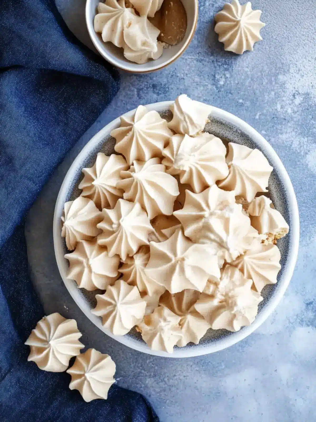 Delightfully Easy Maple Meringue Cookies You'll Adore 4 Easy Maple Meringue Cookies