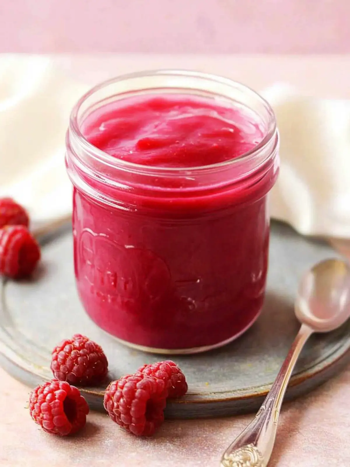 Fresh Raspberry Curd That's Perfect for Your Next Dessert Adventure 2 Fresh Raspberry Curd