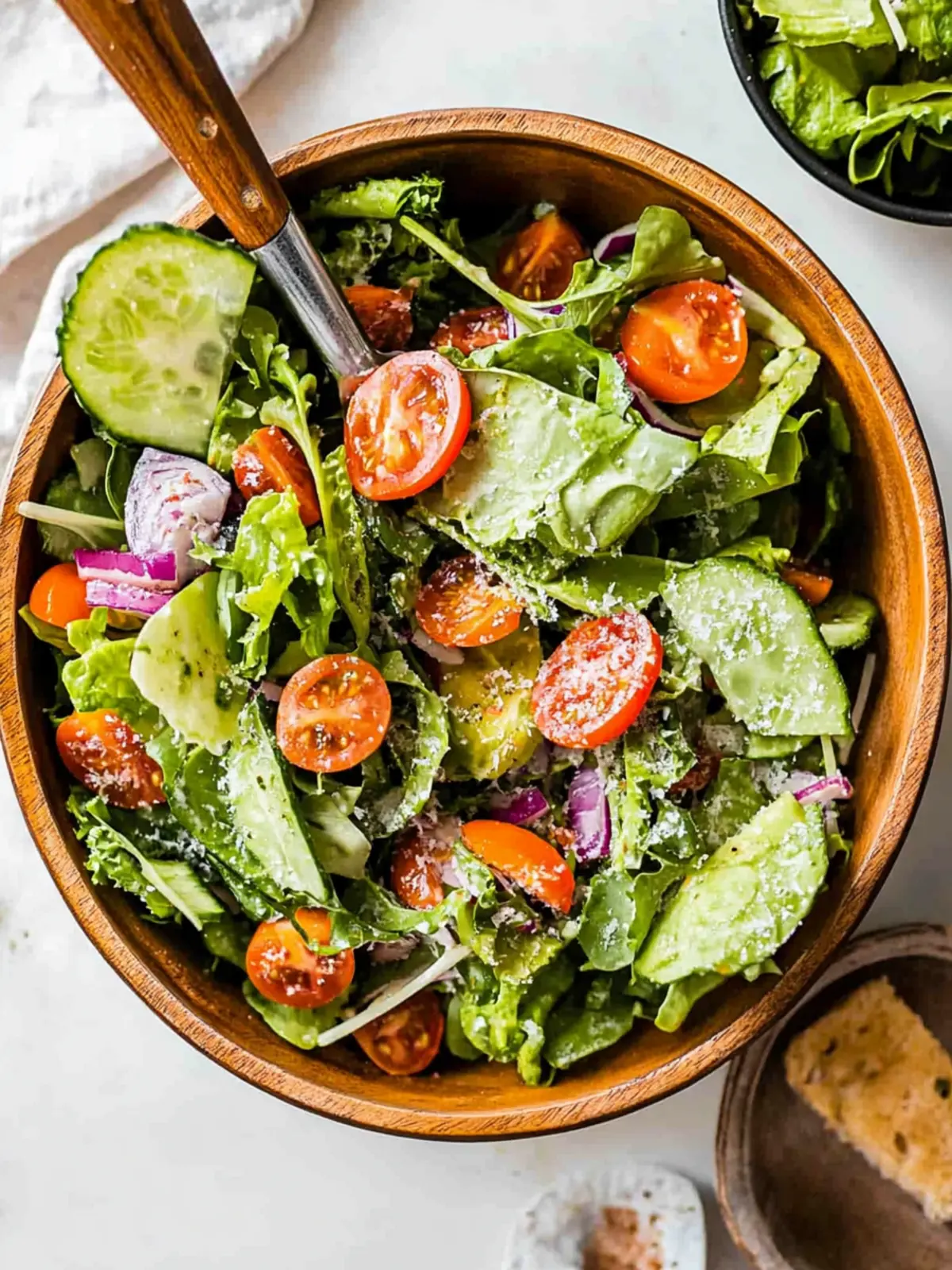 Everyday House Salad with Zesty Homemade Vinaigrette 3 Everyday House Salad