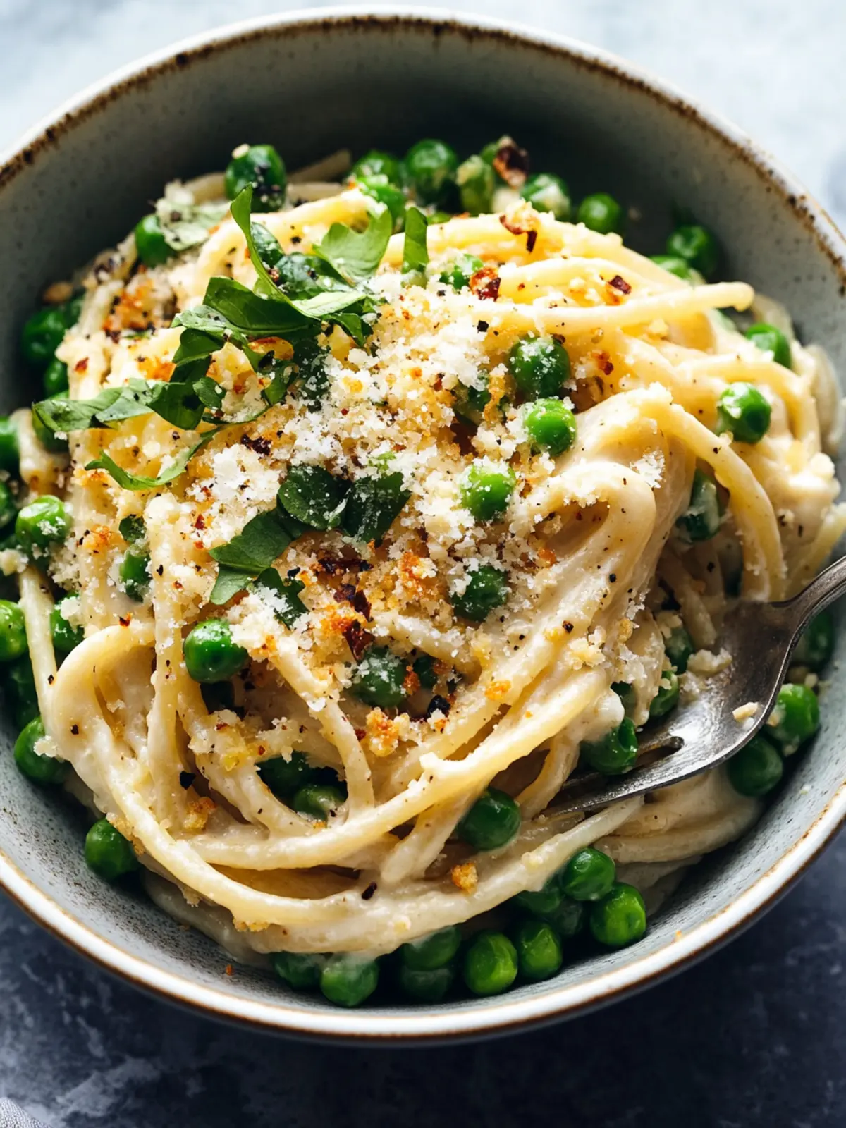 Creamy Garlic Bucatini with Peas and Asparagus Delight 3 Garlic Cream Bucatini with Peas and Asparagus