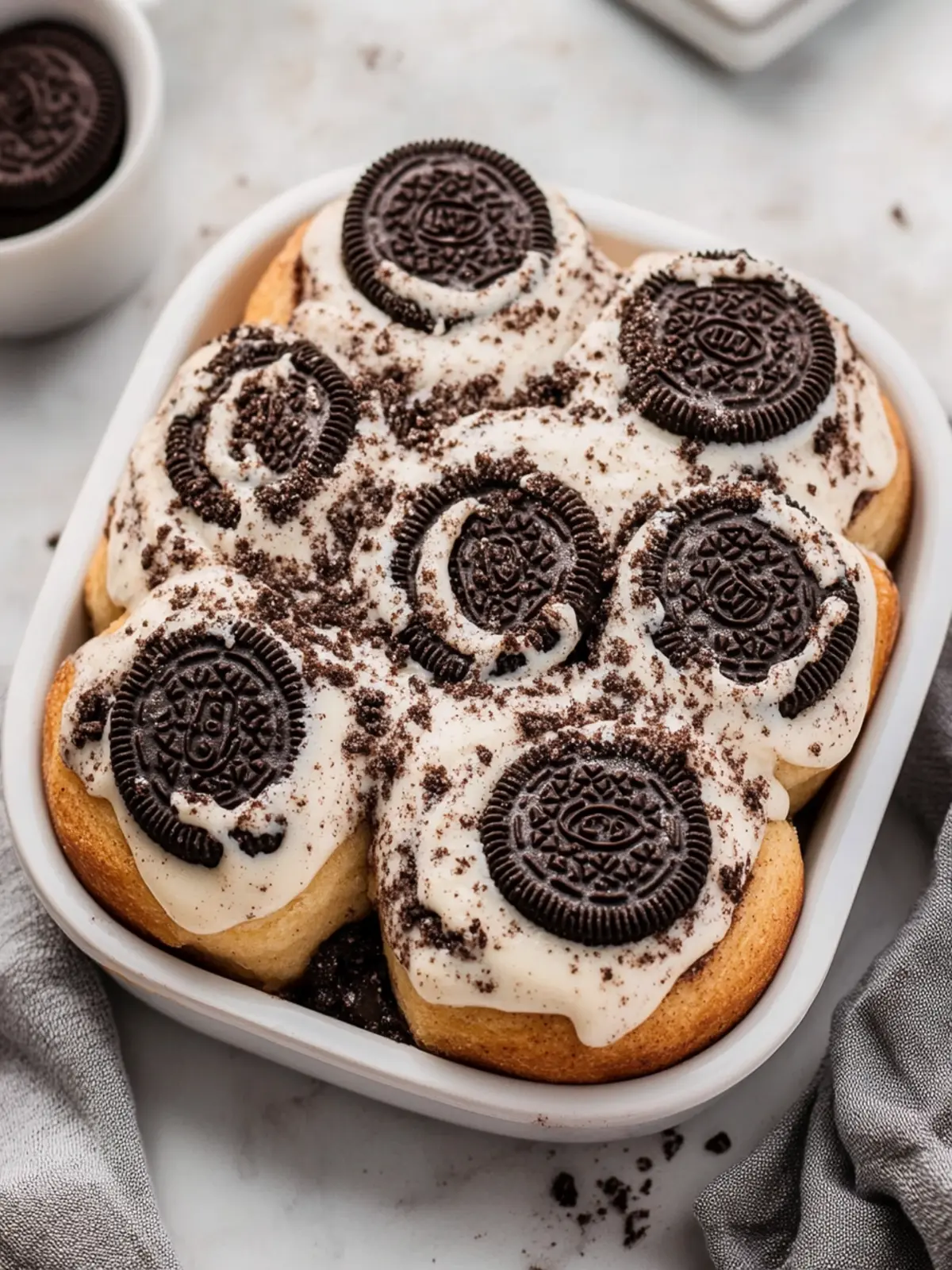 Irresistibly Soft Oreo Cinnamon Rolls You’ll Crave Daily 2 Oreo Cinnamon Rolls