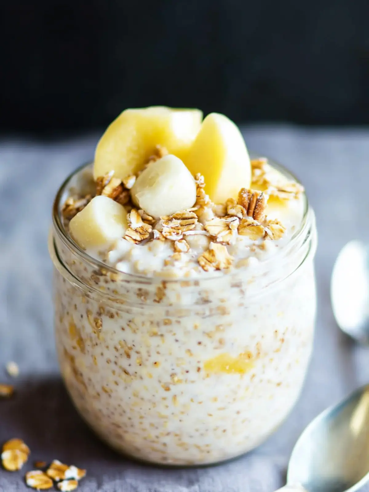 Delicious Hummingbird Cake Overnight Oats for Busy Mornings 3 Hummingbird Cake Overnight Oats