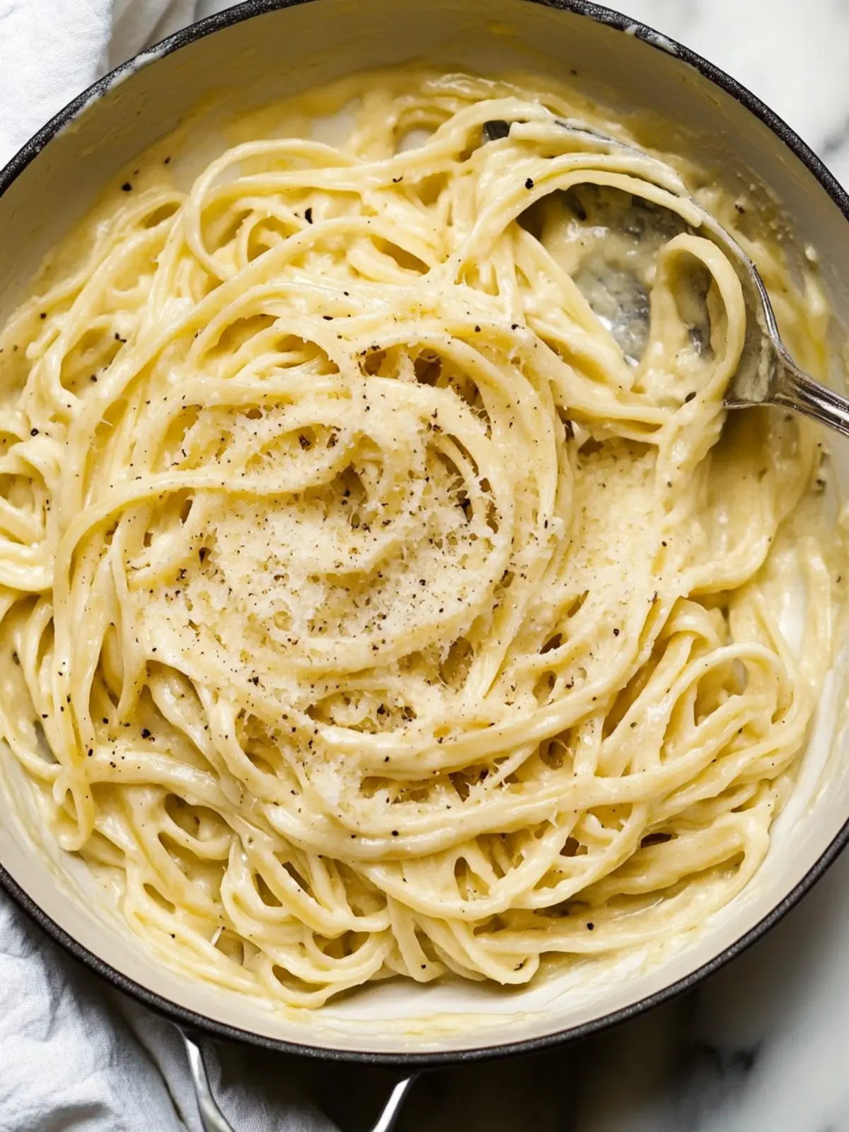 Cacio e Pepe: Elevate Your Pasta Game with This Easy Recipe 4 Cacio e Pepe